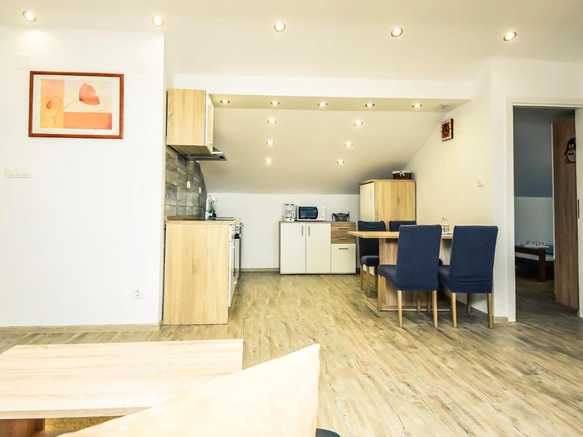 Apartment Matanovi Dvori-2 Vir Esterno foto
